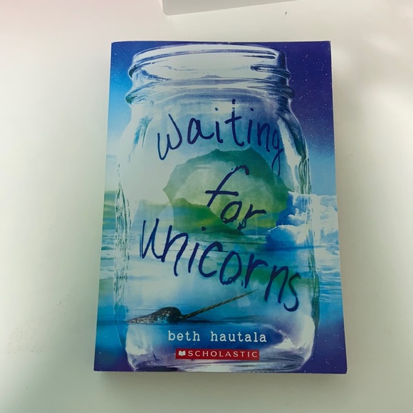 Scholastic Other - Interesting book about unicorns for kids! Enjoy!
